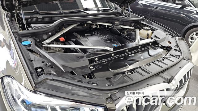 BMW X6 2022 — photo 6