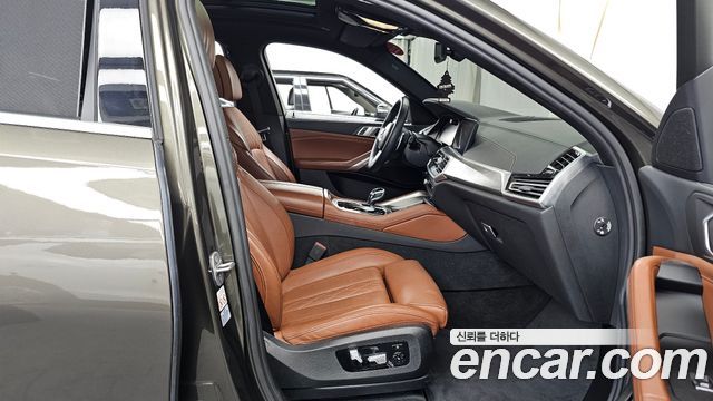 BMW X6 2022 — photo 11
