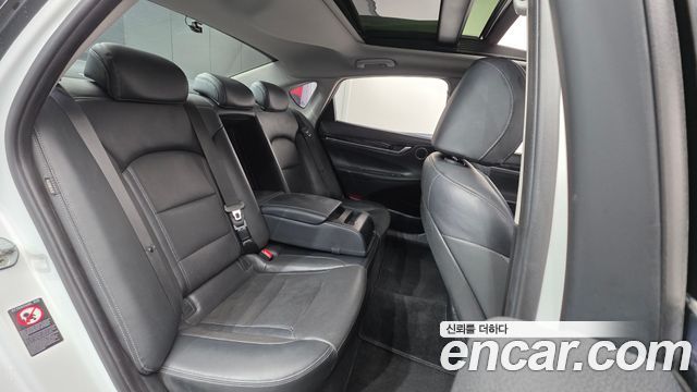 Hyundai Grandeur 2018 — photo 19