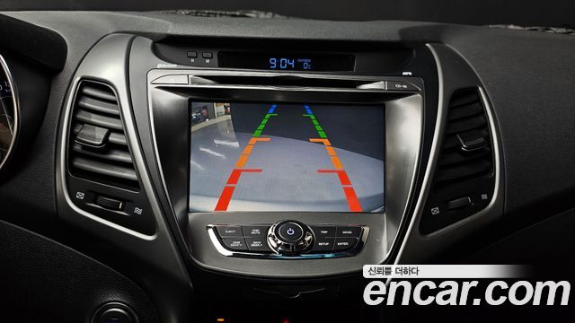 Hyundai AVANTE 2014 — photo 16