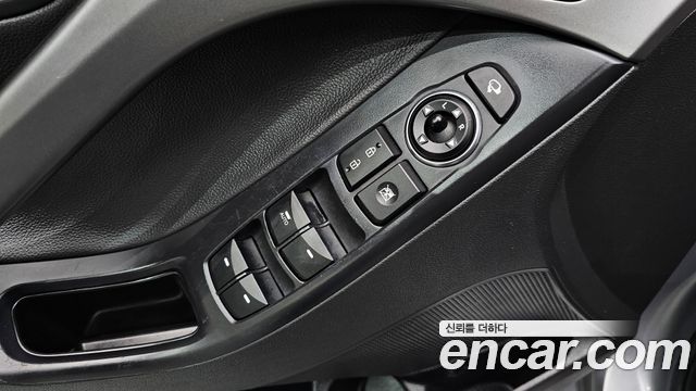 Hyundai AVANTE 2014 — photo 19