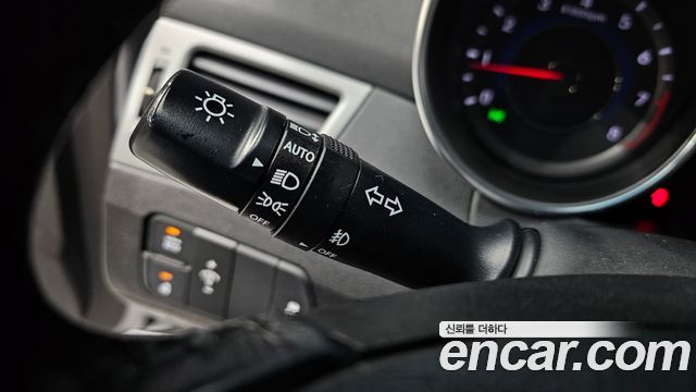 Hyundai AVANTE 2014 — photo 20