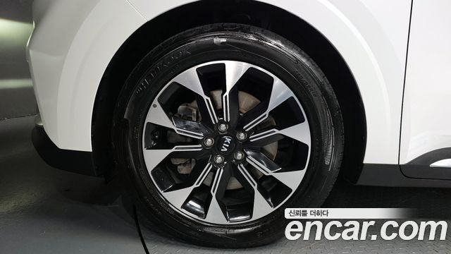 Kia Canival 2021 — photo 5