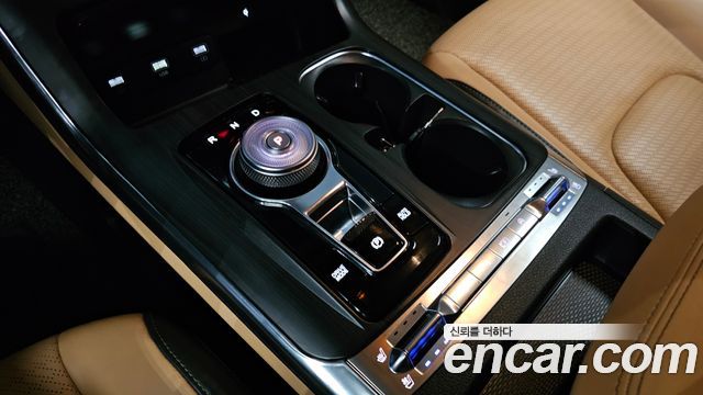 Kia Canival 2021 — photo 9