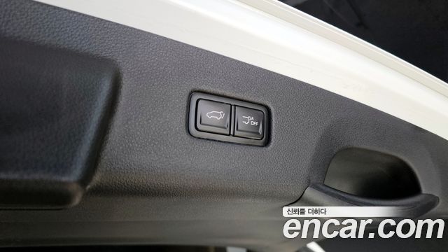 Kia Canival 2021 — photo 20