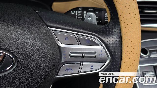 Hyundai Santafe 2021 — photo 14