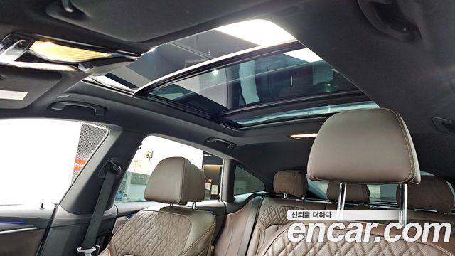 BMW Gran Turismo 2023 — photo 17