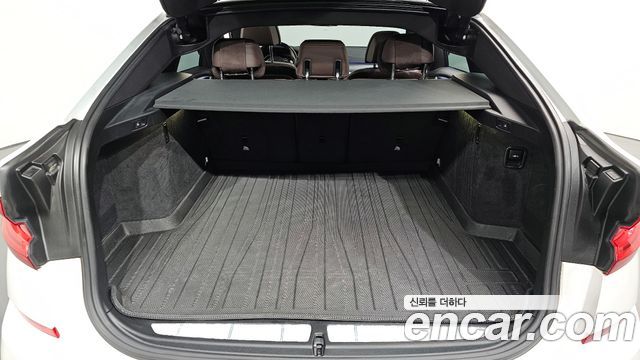 BMW Gran Turismo 2023 — photo 20