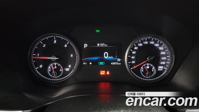 Hyundai Santafe 2021 — photo 8