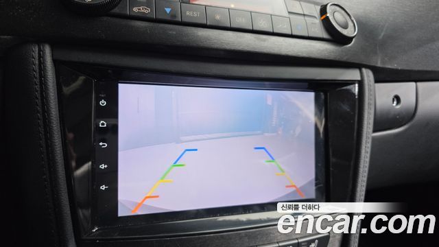 Mercedes-Benz CLS-Class 2010 — photo 16