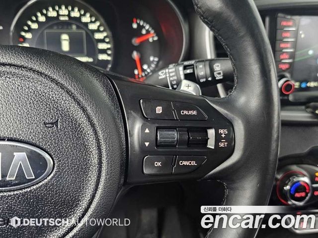 Kia Sorento 2016 — photo 18