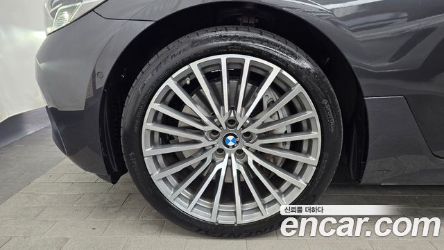 BMW Gran Turismo 2021 — photo 5