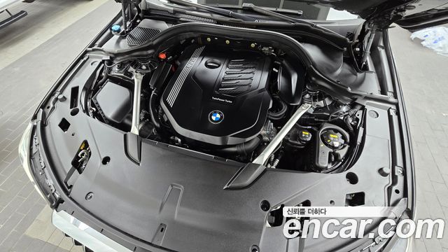 BMW Gran Turismo 2021 — photo 6