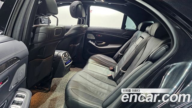 Mercedes-Benz S-Class 2019 — photo 12