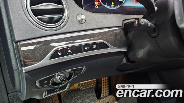 Mercedes-Benz S-Class 2019 — photo 14
