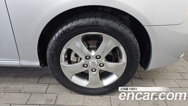 Hyundai AVANTE 2010 — photo 5