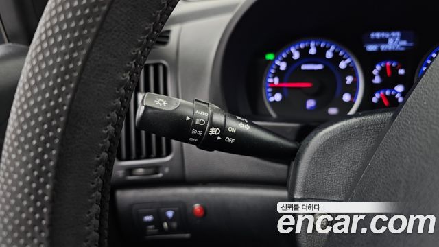 Hyundai AVANTE 2010 — photo 19