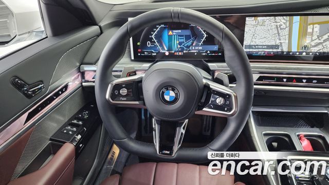 BMW 7-Series 2024 — photo 13