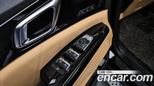 Kia Canival 2021 — photo 14