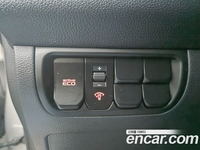 Kia pride 2013 — photo 11