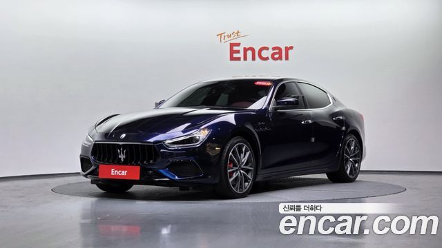 Maserati Ghibli 2022 — photo 21