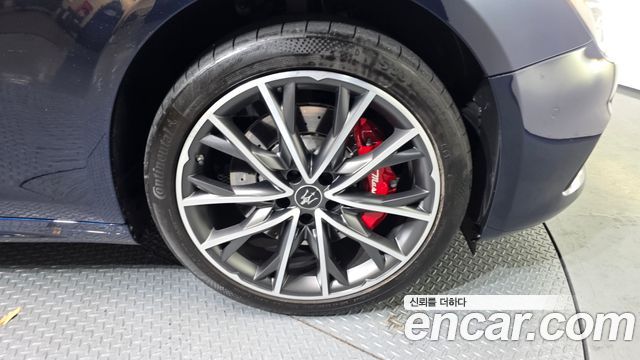 Maserati Ghibli 2022 — photo 5