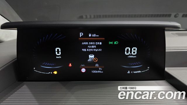 Hyundai Staria 2023 — photo 8
