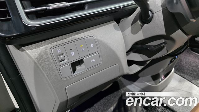 Hyundai Staria 2023 — photo 14