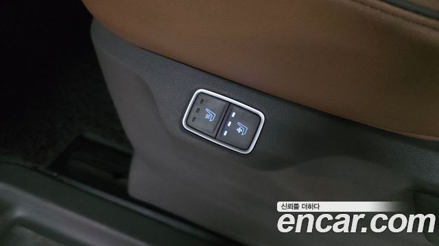 Hyundai Staria 2023 — photo 19