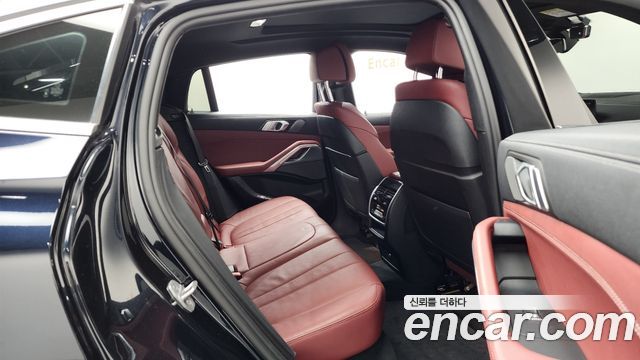 BMW X6 2021 — photo 12