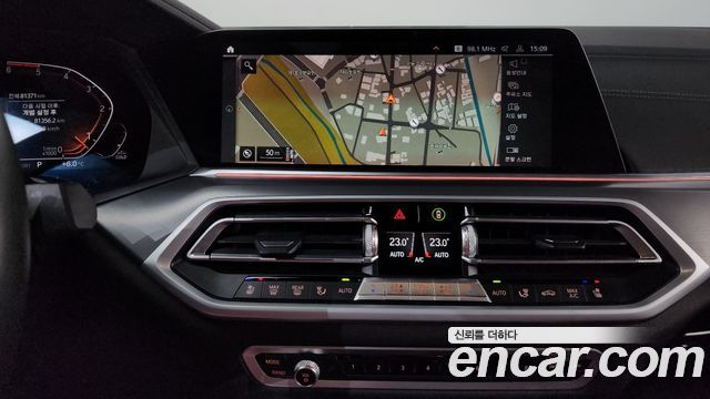 BMW X6 2021 — photo 14