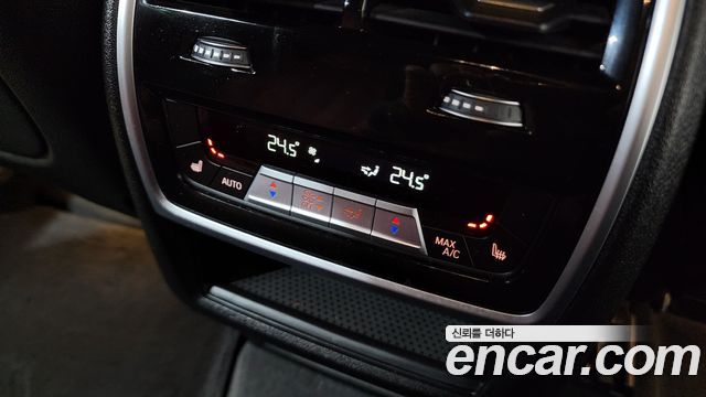 BMW X6 2021 — photo 19