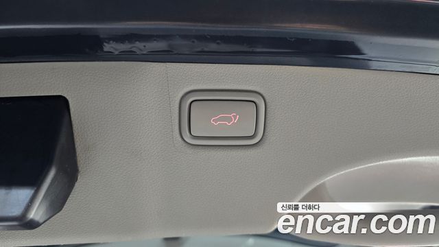 Kia Canival 2019 — photo 18