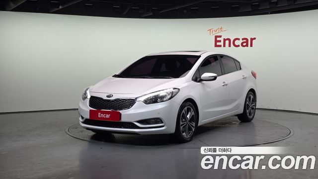 Kia K3 2015 — photo 1