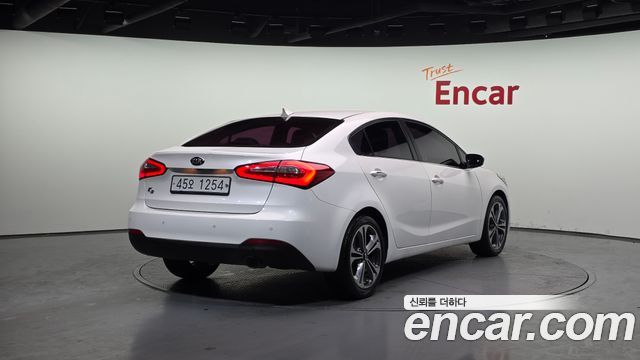 Kia K3 2015 — photo 2