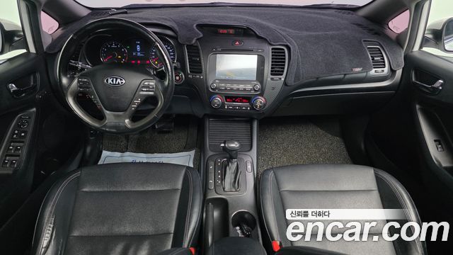 Kia K3 2015 — photo 7