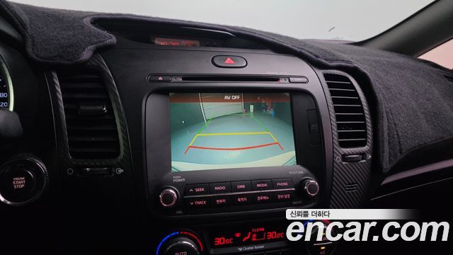 Kia K3 2015 — photo 15