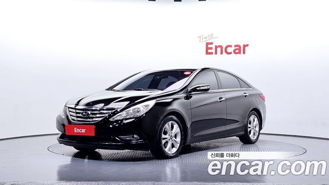 Hyundai Sonata 2010 — photo 1
