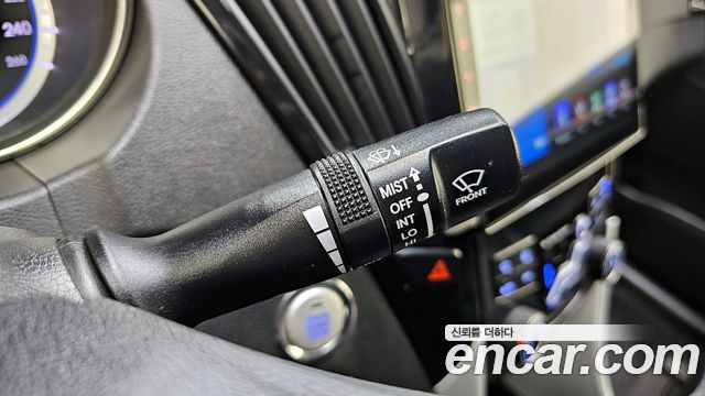 Hyundai Sonata 2010 — photo 18
