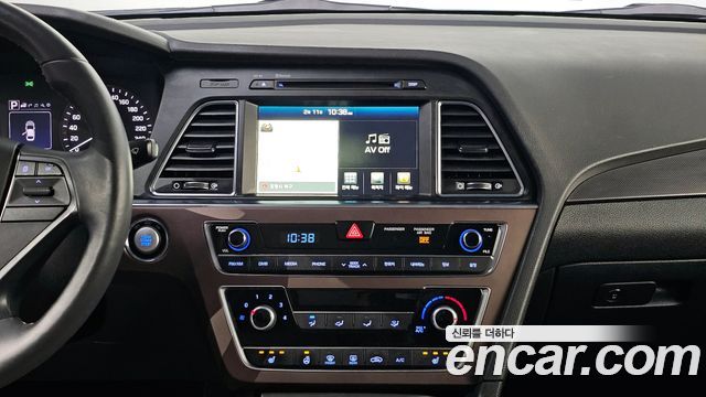 Hyundai Sonata 2017 — photo 16