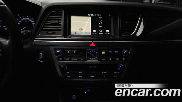 Genesis G80 2019 — photo 14