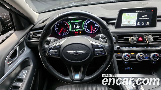Genesis G70 2018 — photo 13