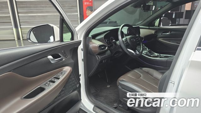 Hyundai Santafe 2021 — photo 11