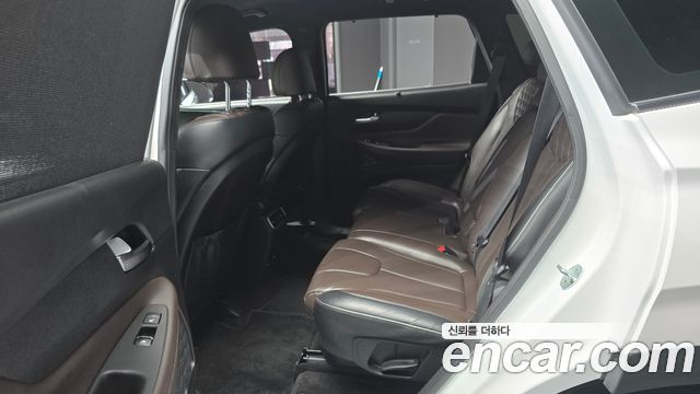 Hyundai Santafe 2021 — photo 12