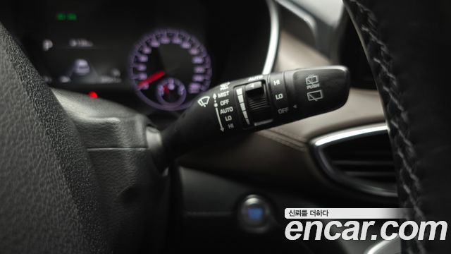 Hyundai Santafe 2021 — photo 18