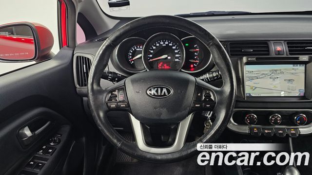 Kia pride 2014 — photo 13