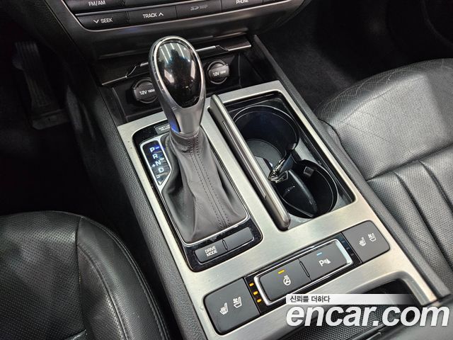 Hyundai Genesis 2015 — photo 16