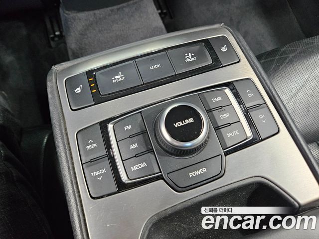 Hyundai Genesis 2015 — photo 18