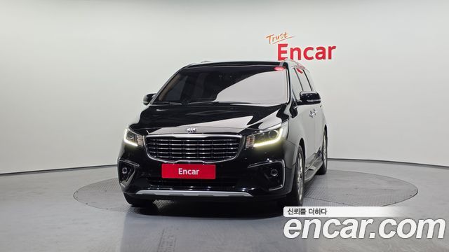 Kia Canival 2020 — photo 3