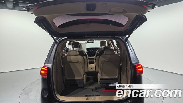Kia Canival 2020 — photo 20